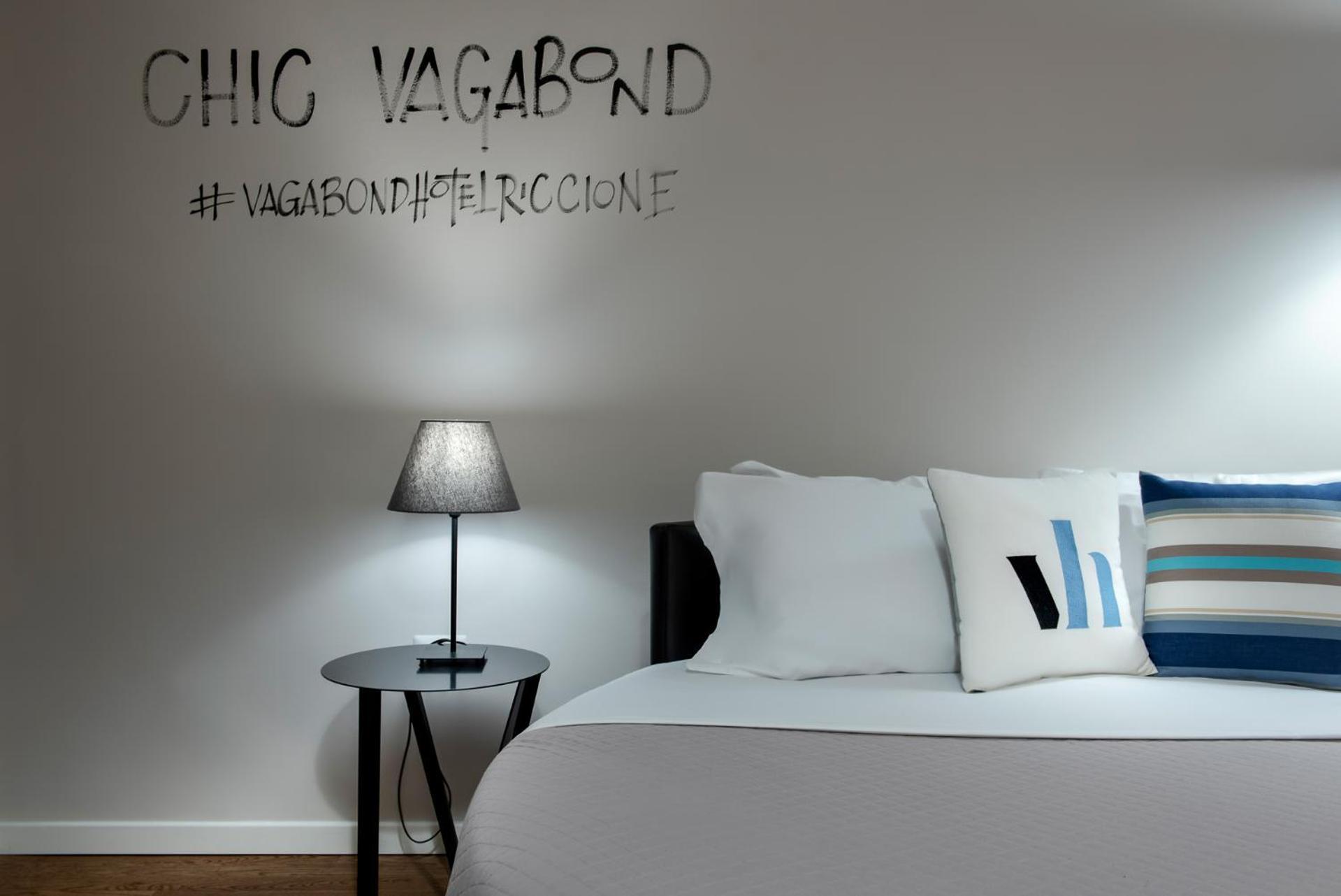 Hotel Vagabond ริชโชเน ภายนอก รูปภาพ
